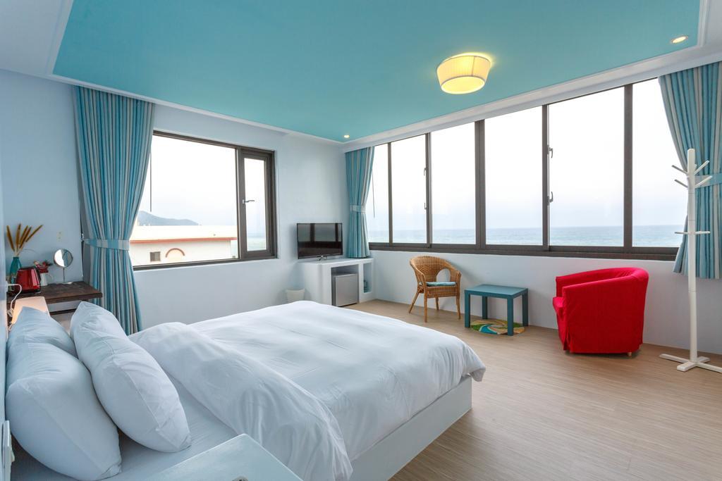 Manzhou Sea Shore Hotel מראה חיצוני תמונה